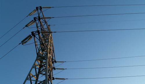 Transmission tower